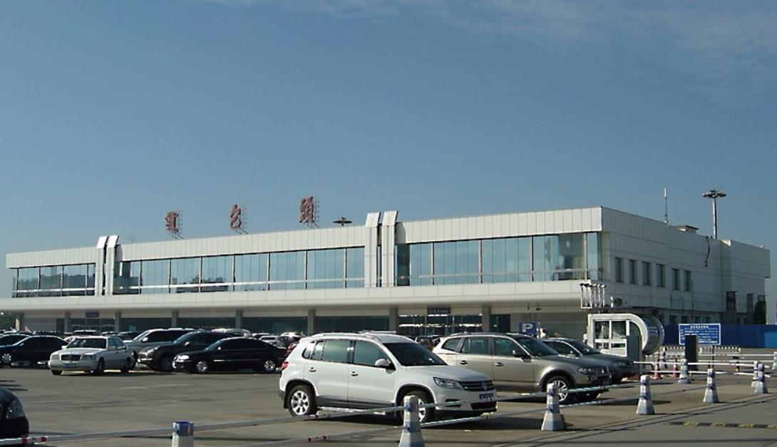 包頭東河機(jī)場廣告